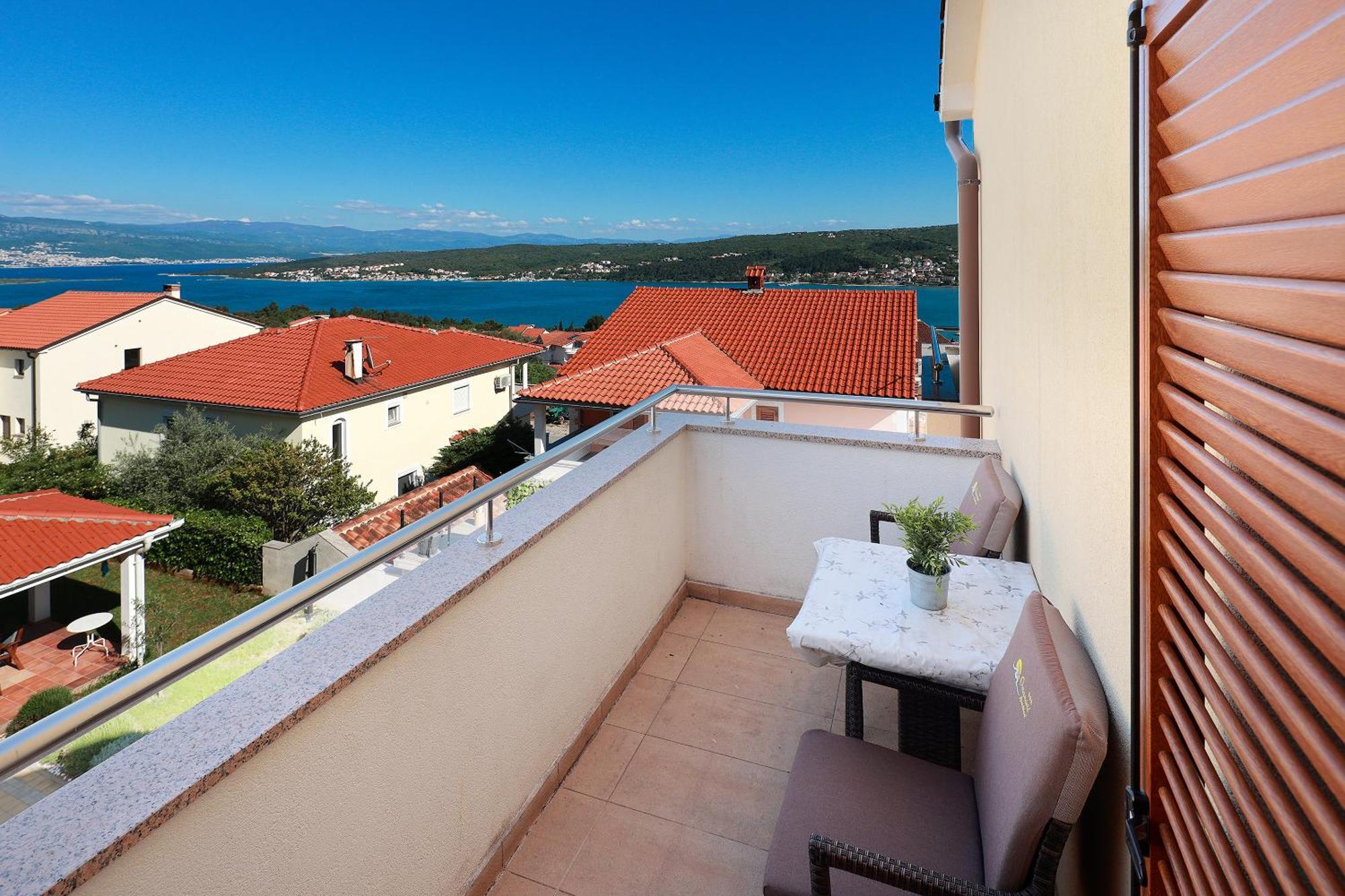Apartments Omanovic Čižići Esterno foto