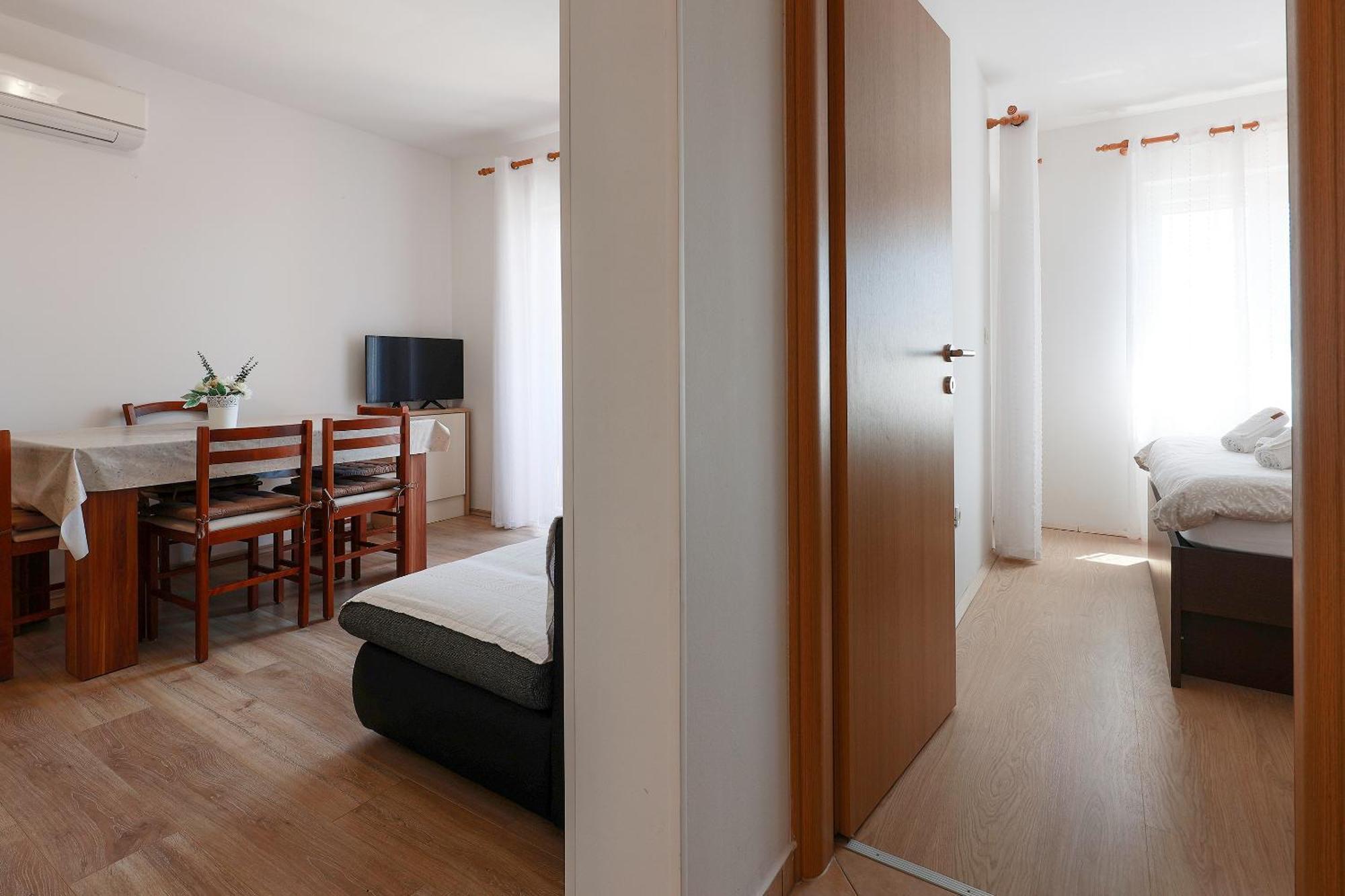 Apartments Omanovic Čižići Esterno foto